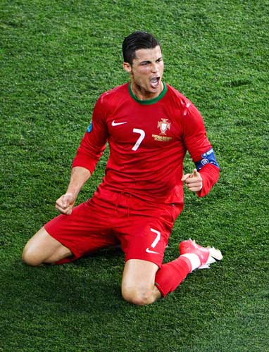 懂球帝12周年120大瞬间半决赛：梅西PK格策，武磊PK于大宝（懂球帝12周年120大瞬间半决赛：梅西迎战格策，武磊对决于大宝）