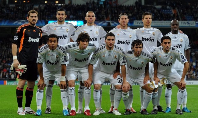 穆帅评价本菲卡13场不败，认为网坛3巨头之一本可以踢足球（穆里尼奥评本菲卡13场不败：称网坛三巨头之一能改行踢足球）