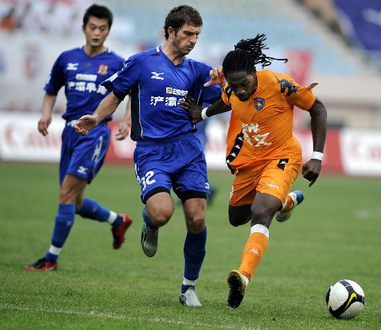 13场11球！1米91巴西锋霸紧追哈兰德，安帅迎支点王！（13战11球！1米91巴西锋霸逼近哈兰德，安帅坐拥支点王！）